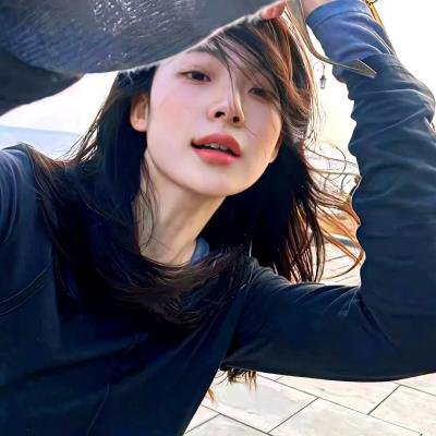 陆机长，姜小姐乘风而行